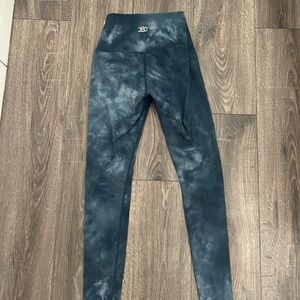 J80 Blue Tie-Dye Leggings